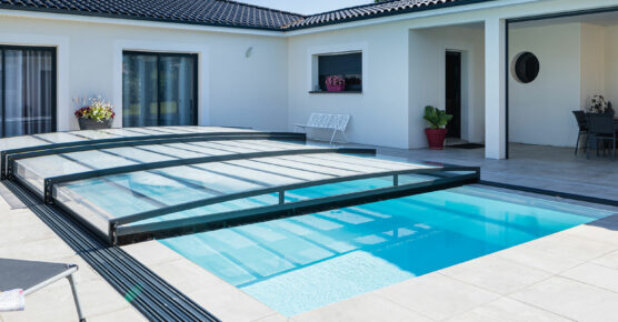 Abri de piscine semi-plat Amexso